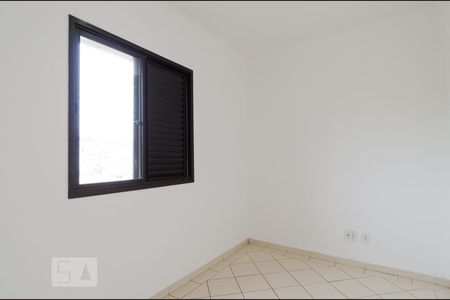 Quarto 2 de apartamento para alugar com 3 quartos, 68m² em Nova Petrópolis, São Bernardo do Campo