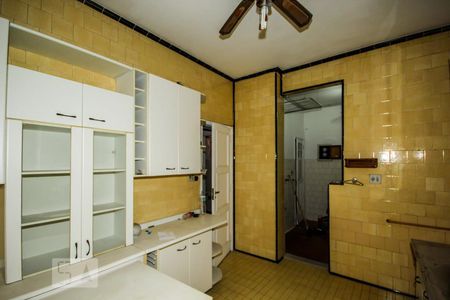 Apartamento para alugar com 135m², 3 quartos e 1 vagaCozinha