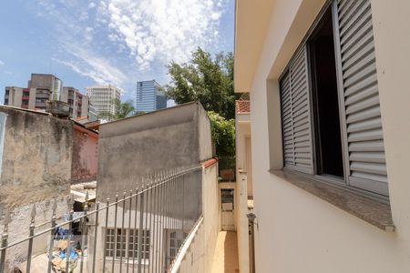 Casa à venda com 110m², 4 quartos e 1 vaga Casa à venda com 110m², 4 quartos e 1 vagaVista
