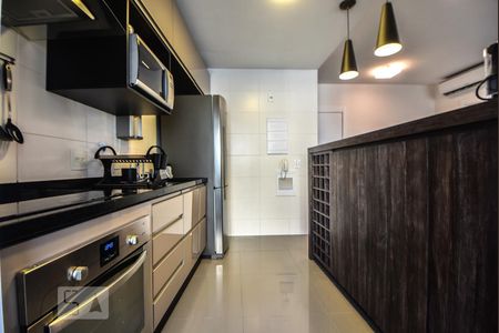 Cozinha de kitnet/studio à venda com 1 quarto, 55m² em Vila Gertrudes, São Paulo