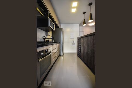 Cozinha de kitnet/studio à venda com 1 quarto, 55m² em Vila Gertrudes, São Paulo