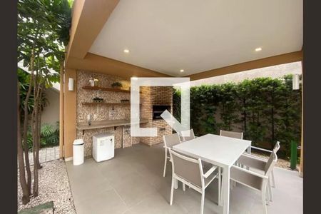 Apartamento para alugar com 32m², 1 quarto e sem vagaÁrea comum - Churrasqueira