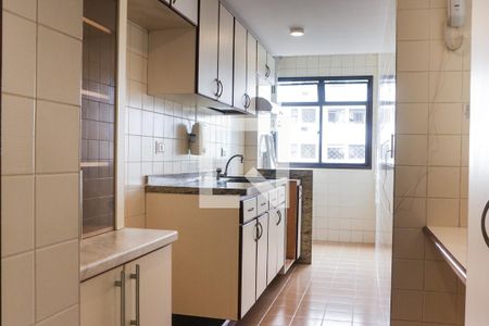 Apartamento à venda com 64m², 2 quartos e 1 vagaCozinha