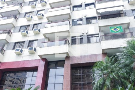 Apartamento à venda com 64m², 2 quartos e 1 vagaFachada
