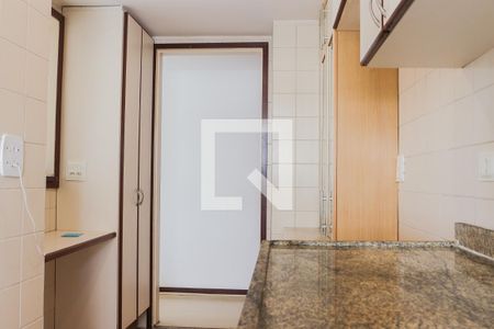 Apartamento à venda com 64m², 2 quartos e 1 vagaCozinha