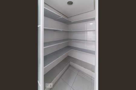 Apartamento à venda com 130m², 3 quartos e 3 vagas Apartamento à venda com 130m², 3 quartos e 3 vagasCozinha