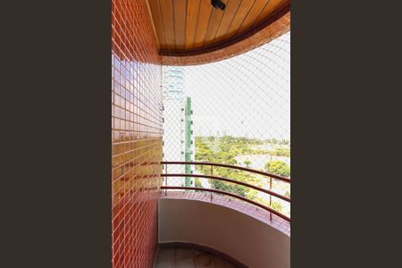 Apartamento à venda com 114m², 3 quartos e 2 vagasVaranda Suíte