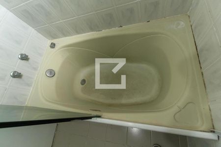 Apartamento à venda com 114m², 3 quartos e 2 vagasBanheira