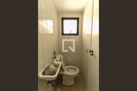 Apartamento à venda com 114m², 3 quartos e 2 vagasBanheiro de Serviço