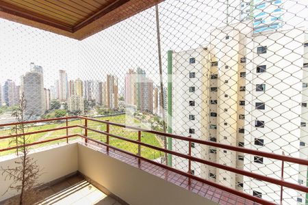 Apartamento à venda com 114m², 3 quartos e 2 vagasVaranda Quarto 2