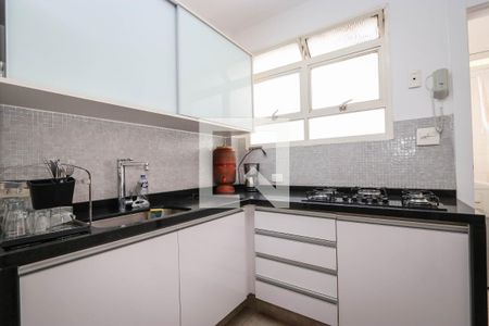 Apartamento para alugar com 120m², 2 quartos e 1 vaga Apartamento para alugar com 120m², 2 quartos e 1 vagaCozinha