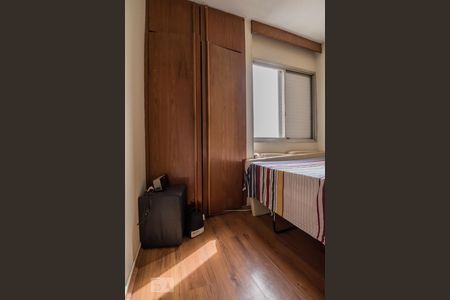 Quarto 1 de apartamento para alugar com 2 quartos, 70m² em Brooklin Paulista, São Paulo
