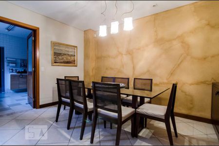 Sala de casa à venda com 3 quartos, 200m² em Jardim São Paulo(zona Norte), São Paulo