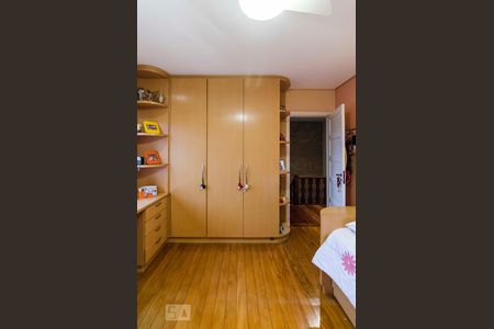 Casa à venda com 200m², 3 quartos e 2 vagasQuarto 2