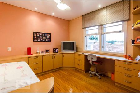 Casa à venda com 200m², 3 quartos e 2 vagasQuarto 2