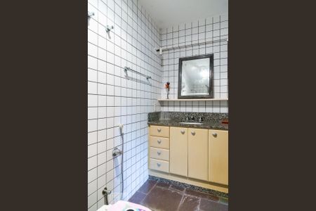 Casa à venda com 350m², 4 quartos e 2 vagas Casa à venda com 350m², 4 quartos e 2 vagasBanheiro - Suíte - Andar (-3)