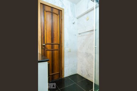 Casa à venda com 350m², 4 quartos e 2 vagas Casa à venda com 350m², 4 quartos e 2 vagasBanheiro - Andar (-2)