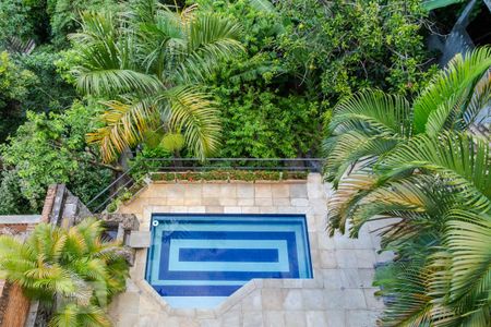 Casa à venda com 350m², 4 quartos e 2 vagas Casa à venda com 350m², 4 quartos e 2 vagasVista - Varanda - Andar (-1)