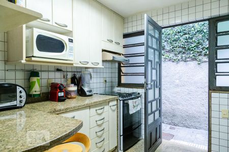 Casa à venda com 350m², 4 quartos e 2 vagas Casa à venda com 350m², 4 quartos e 2 vagasCozinha - Andar (-1)