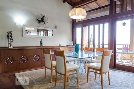 Casa à venda com 350m², 4 quartos e 2 vagas Casa à venda com 350m², 4 quartos e 2 vagasSala - Andar (-1)