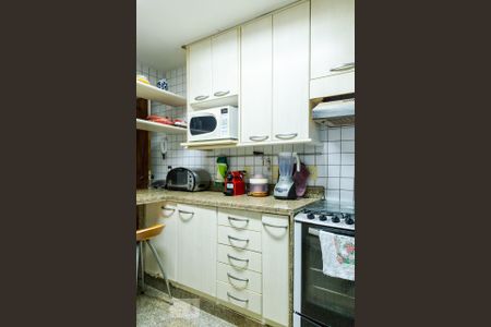 Casa à venda com 350m², 4 quartos e 2 vagas Casa à venda com 350m², 4 quartos e 2 vagasCozinha - Andar (-1)