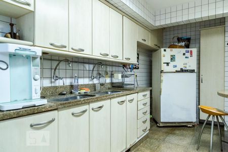Casa à venda com 350m², 4 quartos e 2 vagas Casa à venda com 350m², 4 quartos e 2 vagasCozinha - Andar (-1)