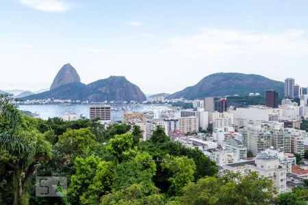 Casa à venda com 350m², 4 quartos e 2 vagas Casa à venda com 350m², 4 quartos e 2 vagasVista - Varanda - Andar (-1)