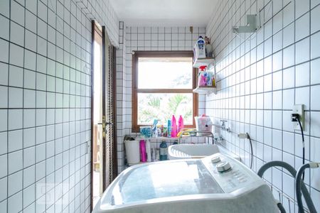 Casa à venda com 350m², 4 quartos e 2 vagas Casa à venda com 350m², 4 quartos e 2 vagasÁrea de Serviço - Lavanderia - Andar (-3)