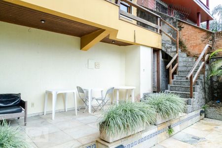 Casa à venda com 350m², 4 quartos e 2 vagas Casa à venda com 350m², 4 quartos e 2 vagasÁrea Coberta - Andar (-4)