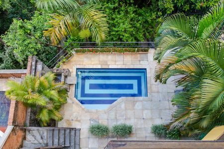 Casa à venda com 350m², 4 quartos e 2 vagas Casa à venda com 350m², 4 quartos e 2 vagasVista - Varanda - Andar (-1)