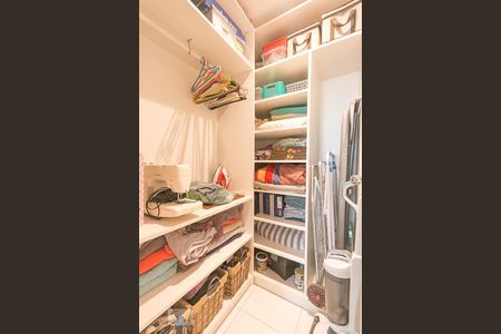 Apartamento à venda com 89m², 2 quartos e 2 vagasDispensa 