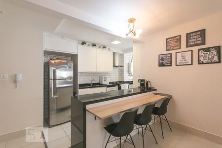 Apartamento à venda com 89m², 2 quartos e 2 vagasCozinha 