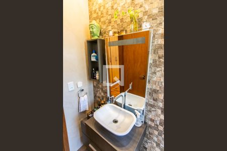 Casa à venda com 200m², 3 quartos e 1 vagaBanheiro da Suíte