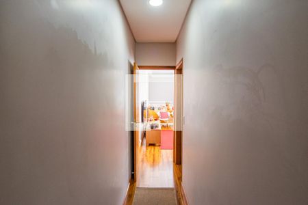 Casa à venda com 200m², 3 quartos e 1 vagaCorredor