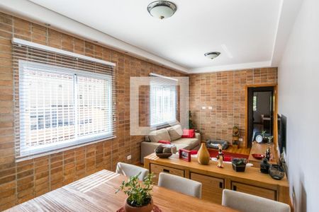 Sala de casa à venda com 3 quartos, 200m² em Vila Prudente, São Paulo