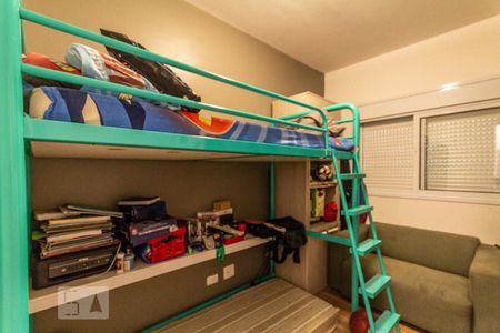 Apartamento para alugar com 77m², 3 quartos e 1 vagaQuarto