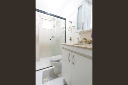 Banheiro  de apartamento para alugar com 3 quartos, 70m² em Aclimação, São Paulo