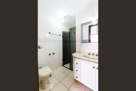 Apartamento à venda com 94m², 3 quartos e 2 vagasBanheiro da suíte 