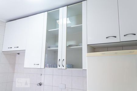Cozinha de apartamento para alugar com 2 quartos, 50m² em Bosque da Saúde, São Paulo