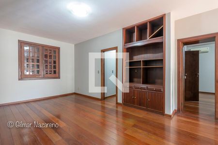 Casa à venda com 430m², 5 quartos e 4 vagas