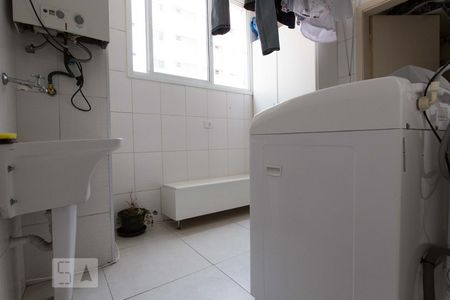Apartamento para alugar com 210m², 3 quartos e 2 vagas Apartamento para alugar com 210m², 3 quartos e 2 vagasÁrea de Serviço