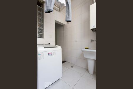 Apartamento para alugar com 210m², 3 quartos e 2 vagas Apartamento para alugar com 210m², 3 quartos e 2 vagasÁrea de Serviço