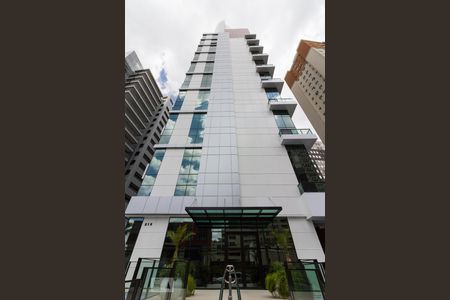 Studio para alugar com 27m², 1 quarto e 1 vaga Studio para alugar com 27m², 1 quarto e 1 vagaFachada