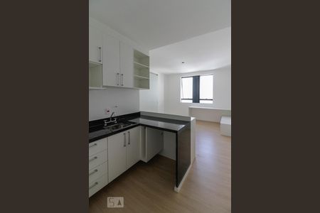 Studio para alugar com 27m², 1 quarto e 1 vaga Studio para alugar com 27m², 1 quarto e 1 vagaCozinha