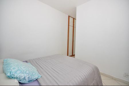 Quarto 1 de apartamento para alugar com 2 quartos, 50m² em Jacarepaguá, Rio de Janeiro