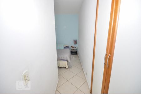 Quarto 1 de apartamento para alugar com 2 quartos, 50m² em Jacarepaguá, Rio de Janeiro