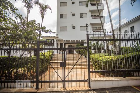 Apartamento à venda com 48m², 1 quarto e 1 vaga Apartamento à venda com 48m², 1 quarto e 1 vagaFachada