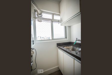 Apartamento à venda com 48m², 1 quarto e 1 vaga Apartamento à venda com 48m², 1 quarto e 1 vagaÁrea de Serviço