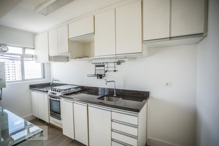 Apartamento à venda com 48m², 1 quarto e 1 vaga Apartamento à venda com 48m², 1 quarto e 1 vagaCozinha - Armários