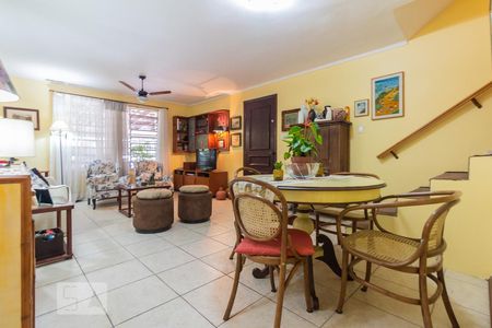 Sala de casa à venda com 3 quartos, 140m² em Chácara Santo Antônio (zona Sul), São Paulo